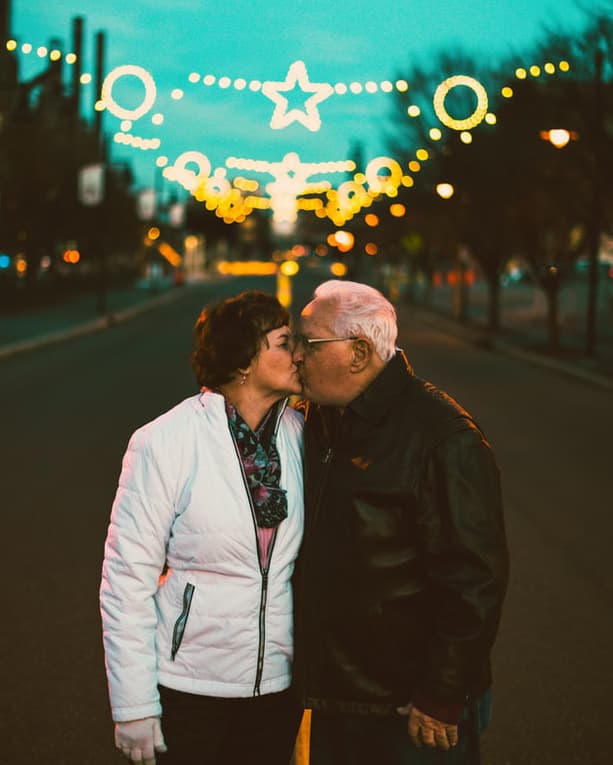 seniors in love