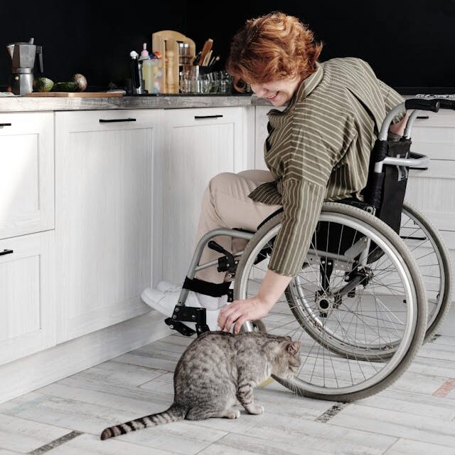 Seniors and the Health Benefits of Pet Companionship