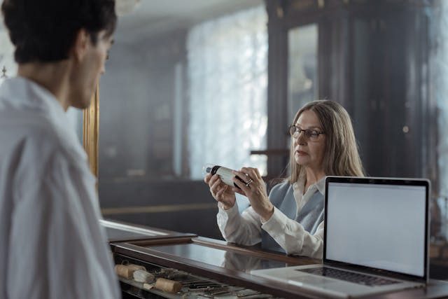 Summer Heat and Senior Medications: Tips to Keep Safe